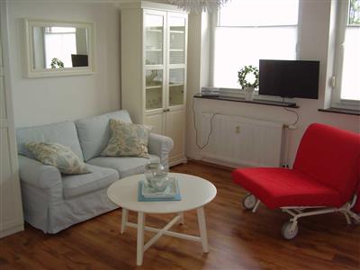Ferienhaus - 2 Personen -  - Störtbekerstr. 172  - Wohnung und Parkplatz - 26553 - Dornum / Dornumersiel